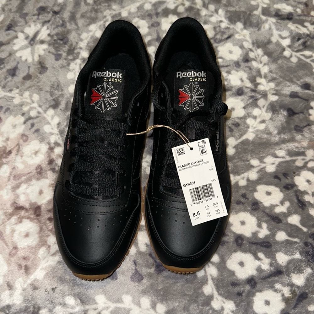 Black reebok sneakers